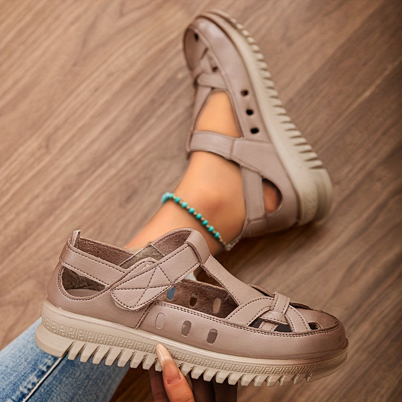 Tara – Orthopaedic Sandals with a Stable Sole