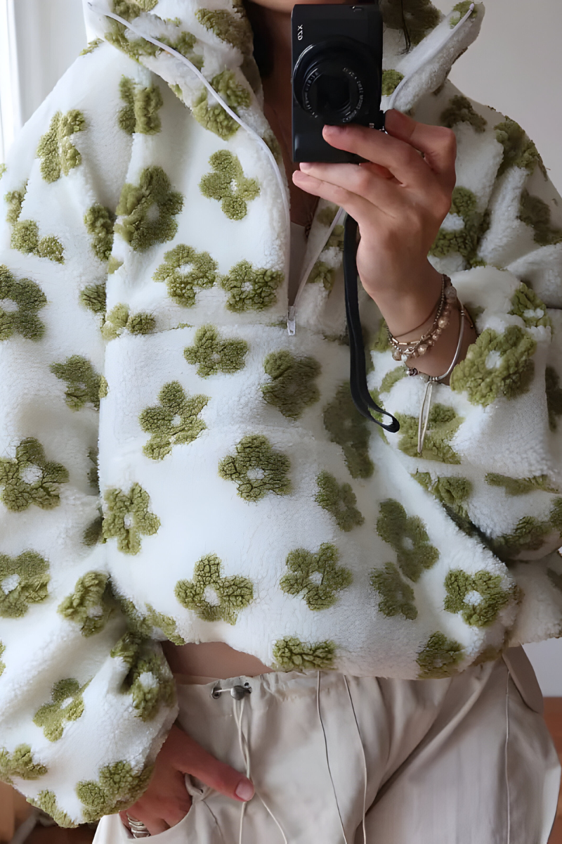 Nami™ | Comfy fleece trui met bloemenprint