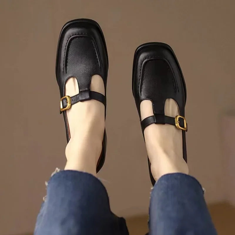 Corinne | Mary Janes met T-bandje