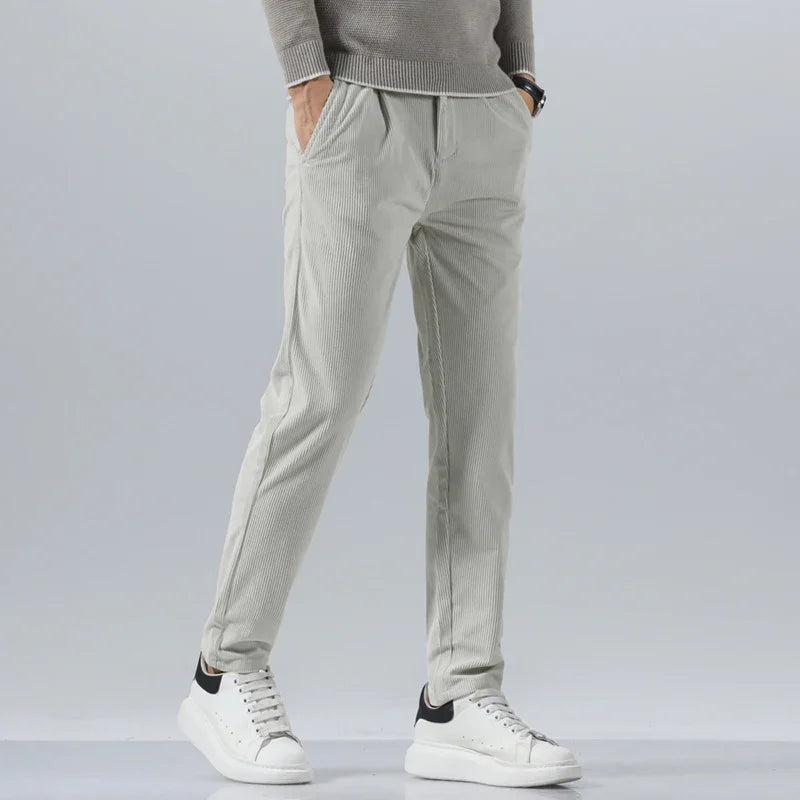 Gerard | Ribcord pantalon met bandplooi